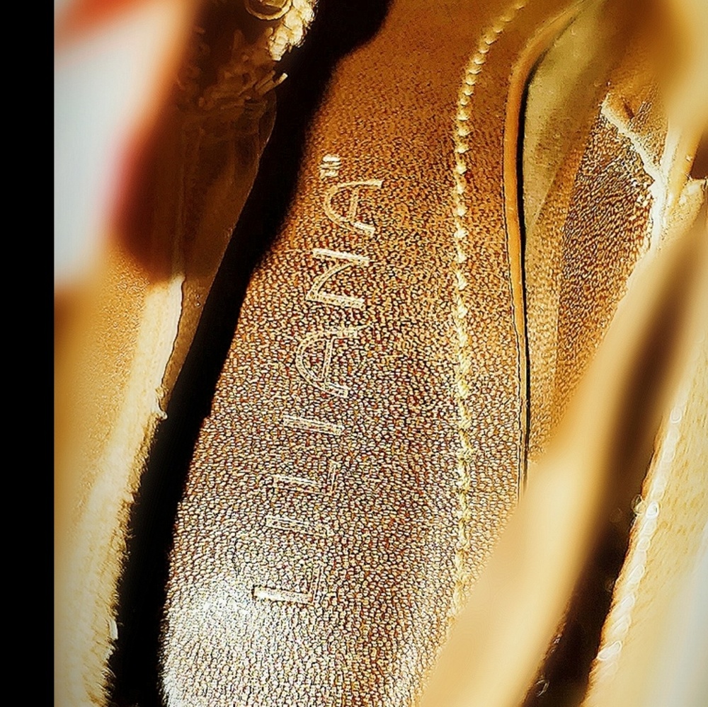 Very RARE Liliana Suede Platform Stilettos - Picture 4 of 4